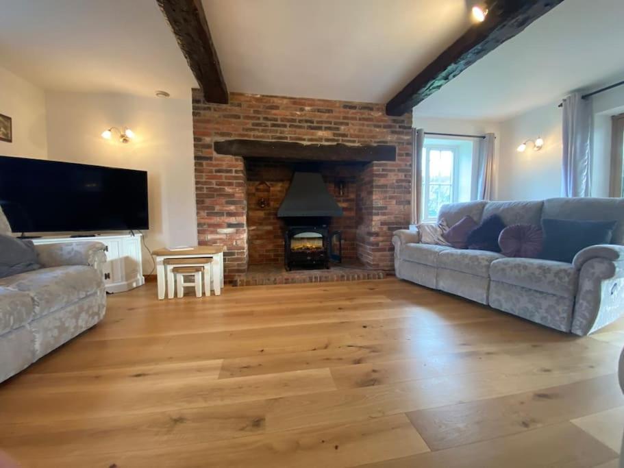 Eco-Friendly Dorset Cottage With Spa Set In Heart Of Countryside Sydling St Nicholas Ngoại thất bức ảnh
