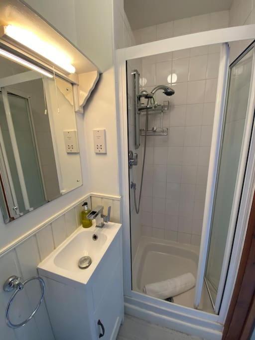 Eco-Friendly Dorset Cottage With Spa Set In Heart Of Countryside Sydling St Nicholas Ngoại thất bức ảnh