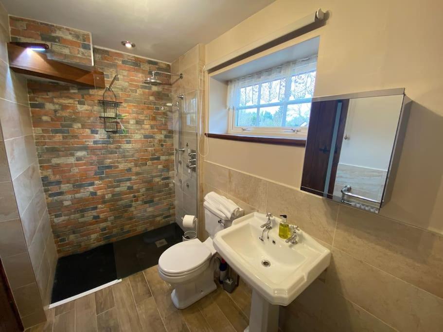 Eco-Friendly Dorset Cottage With Spa Set In Heart Of Countryside Sydling St Nicholas Ngoại thất bức ảnh